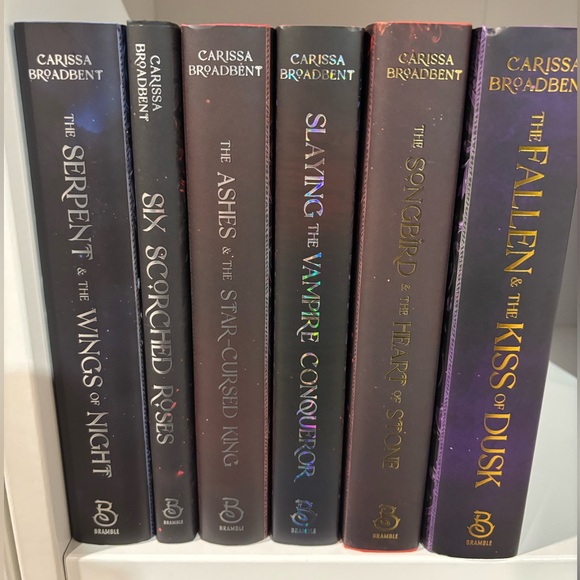 Owlcrate - serpent and the wings of night- Carissa Broadbent - Picture 2 of 3